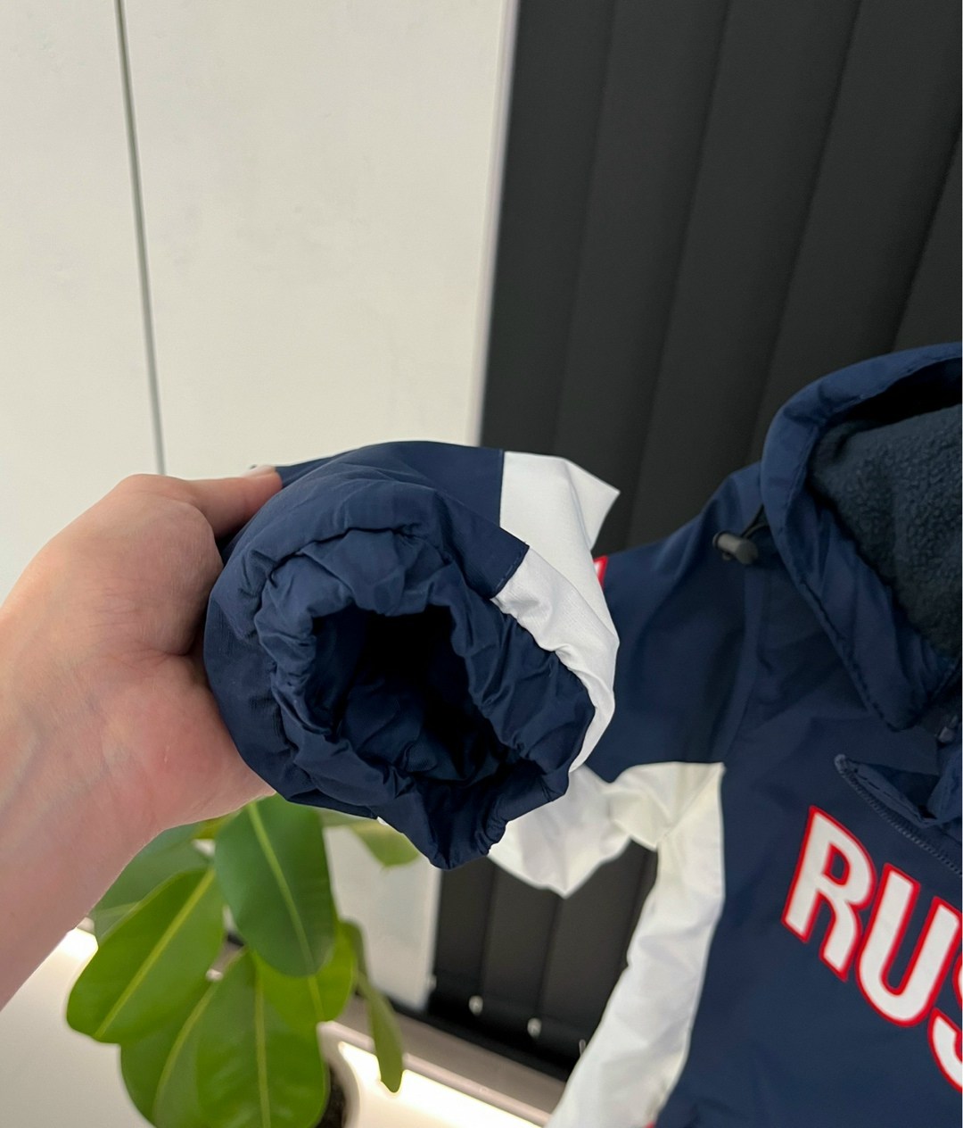 куртка,повседневная куртка,спортивная куртка,куртка россия