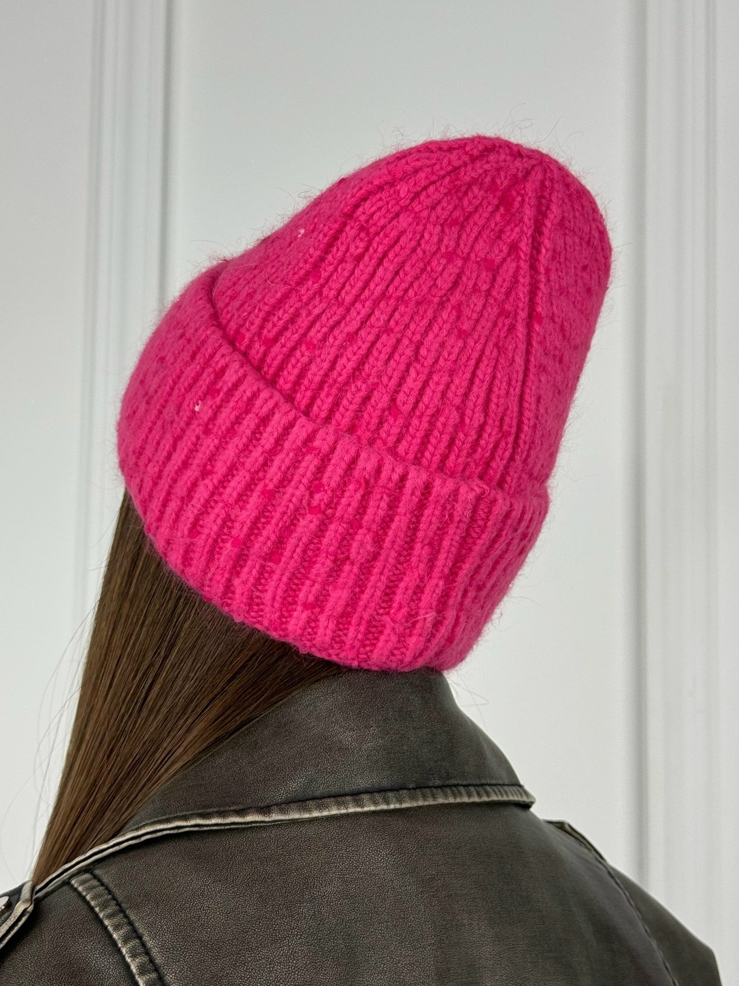 шапка из ангора с люрексом,шапка с пайетками теплая mergeri,женская шапка,шапка демисезонная с пайетками цвет белый,женская шапка с пайетками mergeri 531398882