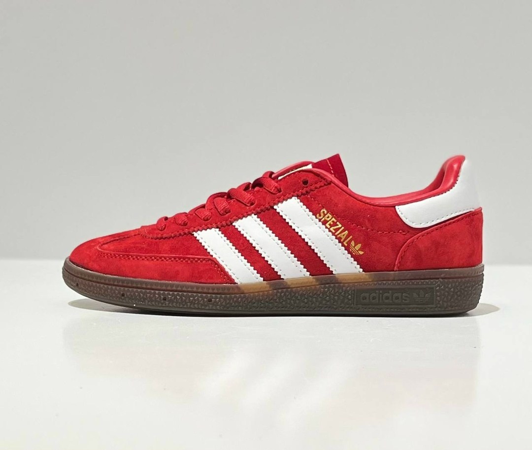 кроссовки adidas spezial,кроссовки handball spezial adidas,кроссовки adidas originals handball spezial,adidas originals handball spezial,кроссовки adidas munchen scarlet gum красный