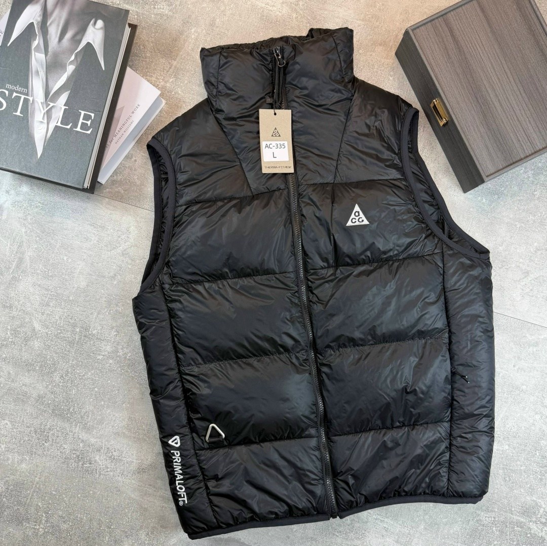 жилетка nike,жилетка мужская,жилетка nike acg,жилетка,жилетка двухсторонняя