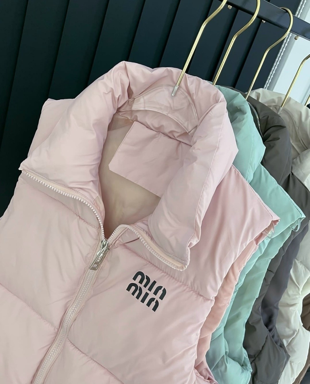 жилет теплый,жилет женский,жилет,жилетка женская,пуховой жилет