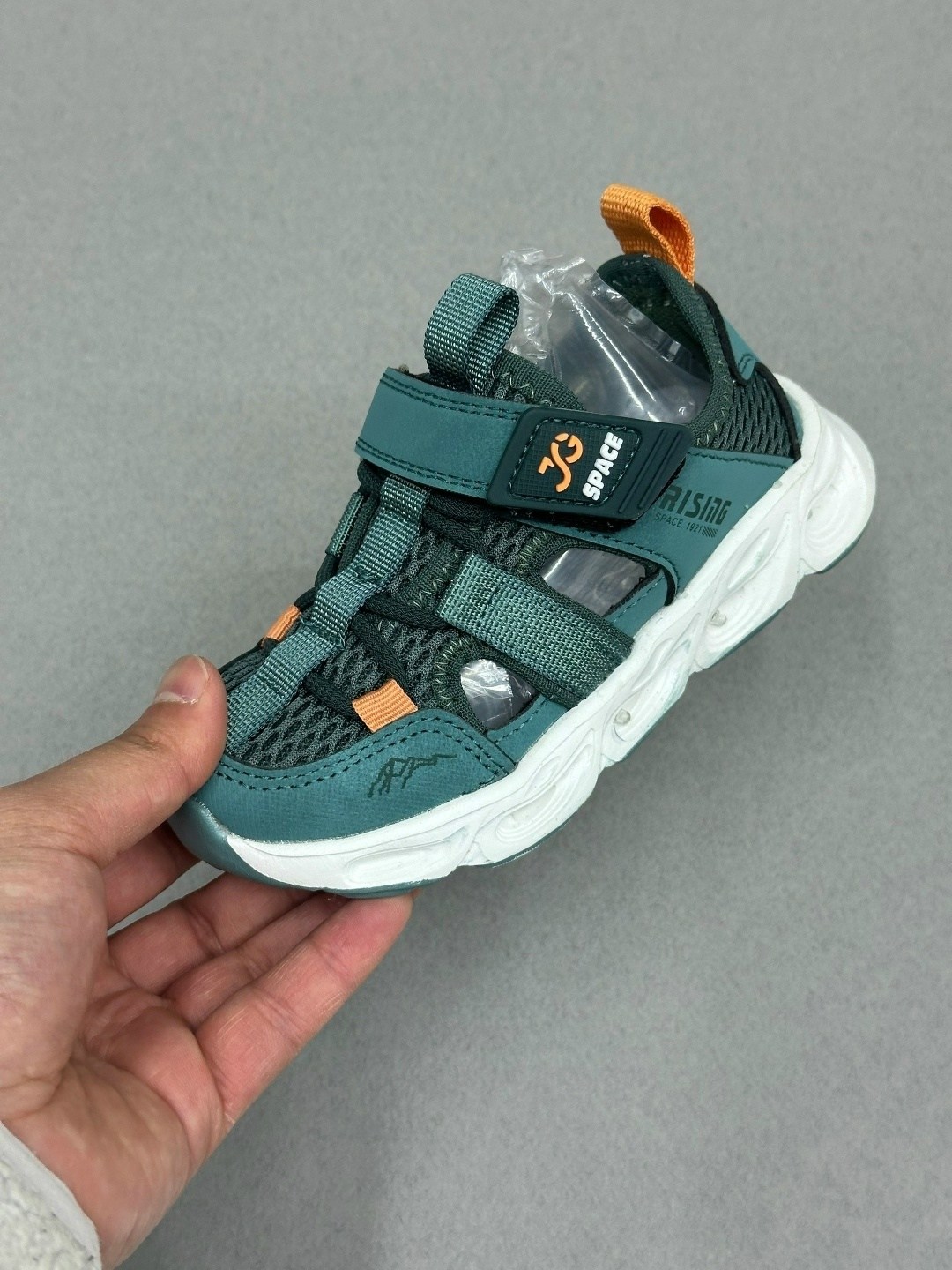 детские кроссовки,кроссовки,,кроссовки для девочек, детская