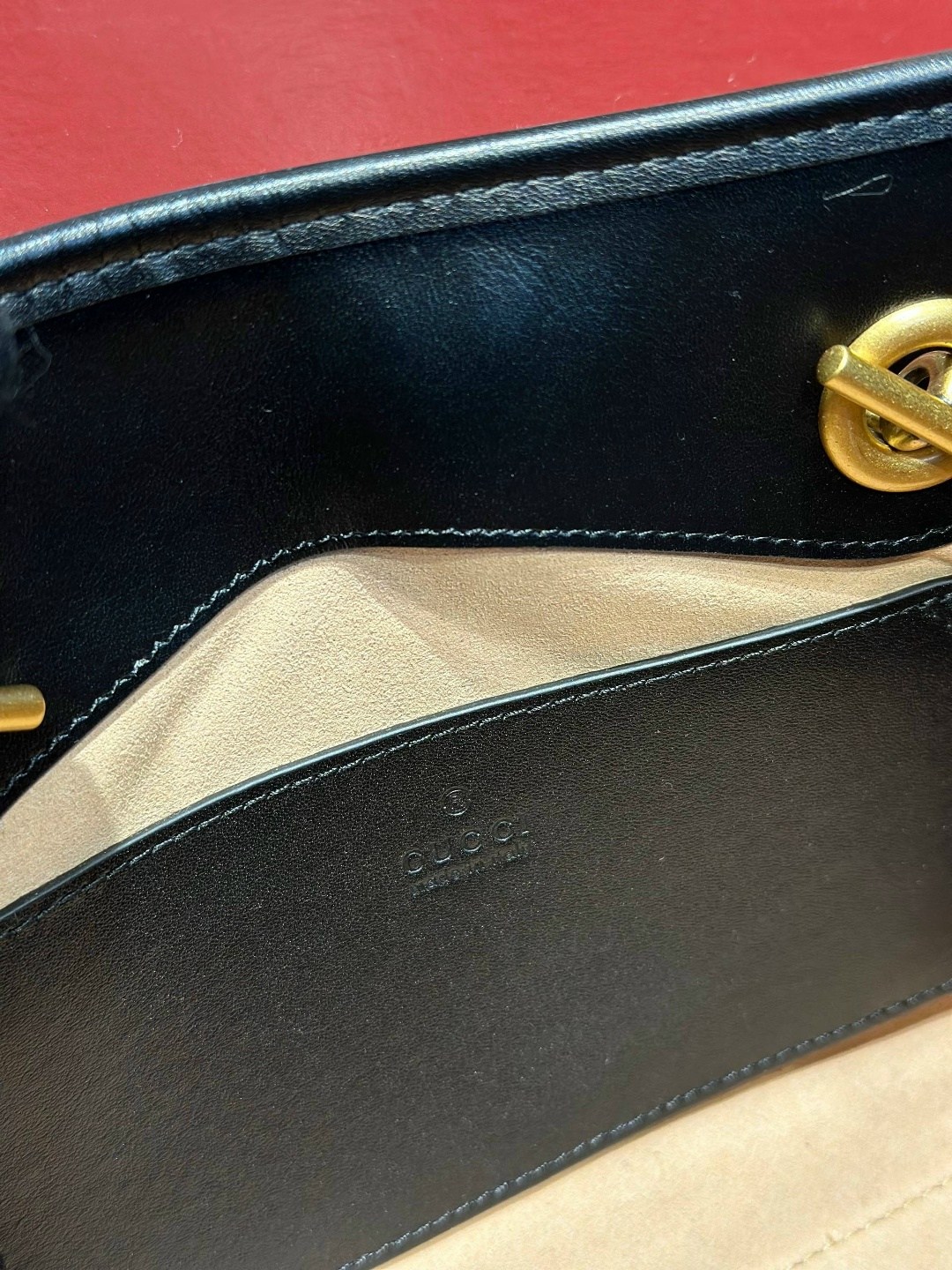 gucci сумка,женская сумка gucci,gucci marmont,гуччи сумка,сумка гуччи женская