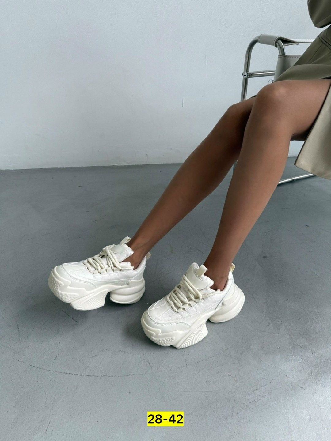 ,кроссовки женские,женские массивные кроссовки,кроссовки массивные, женская