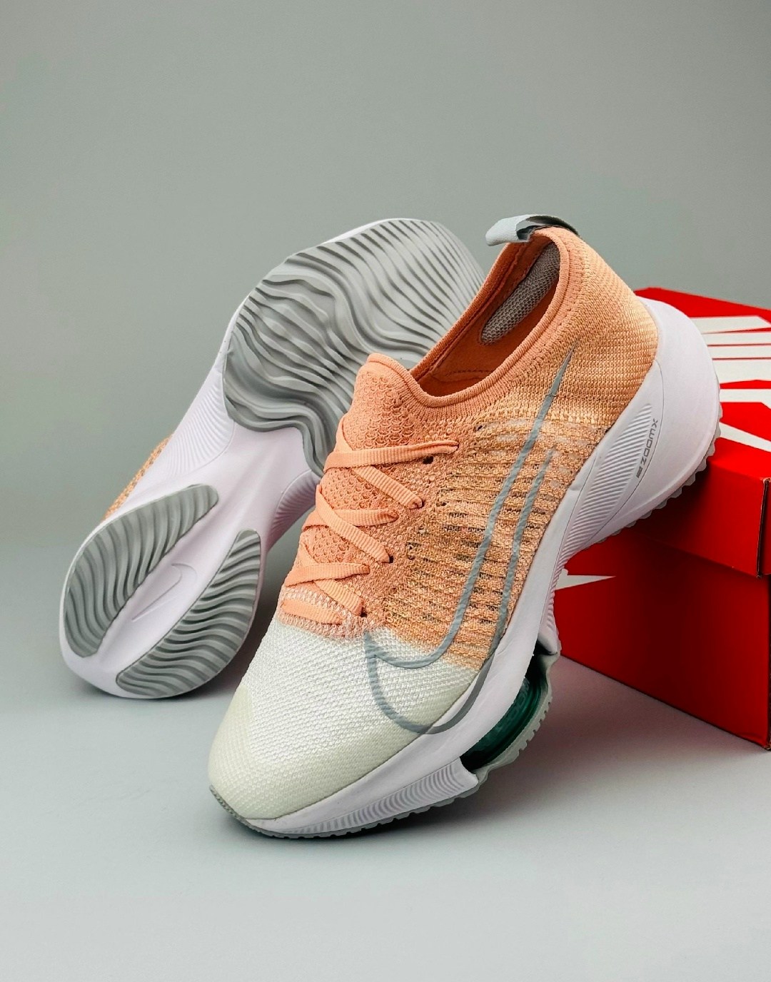 кроссовки nike air zoom tempo next,nike air zoom tempo next,nike air zoom tempo next flyknit,женские беговые кроссовки nike air zoom tempo,кроссовки nike air zoom tempo