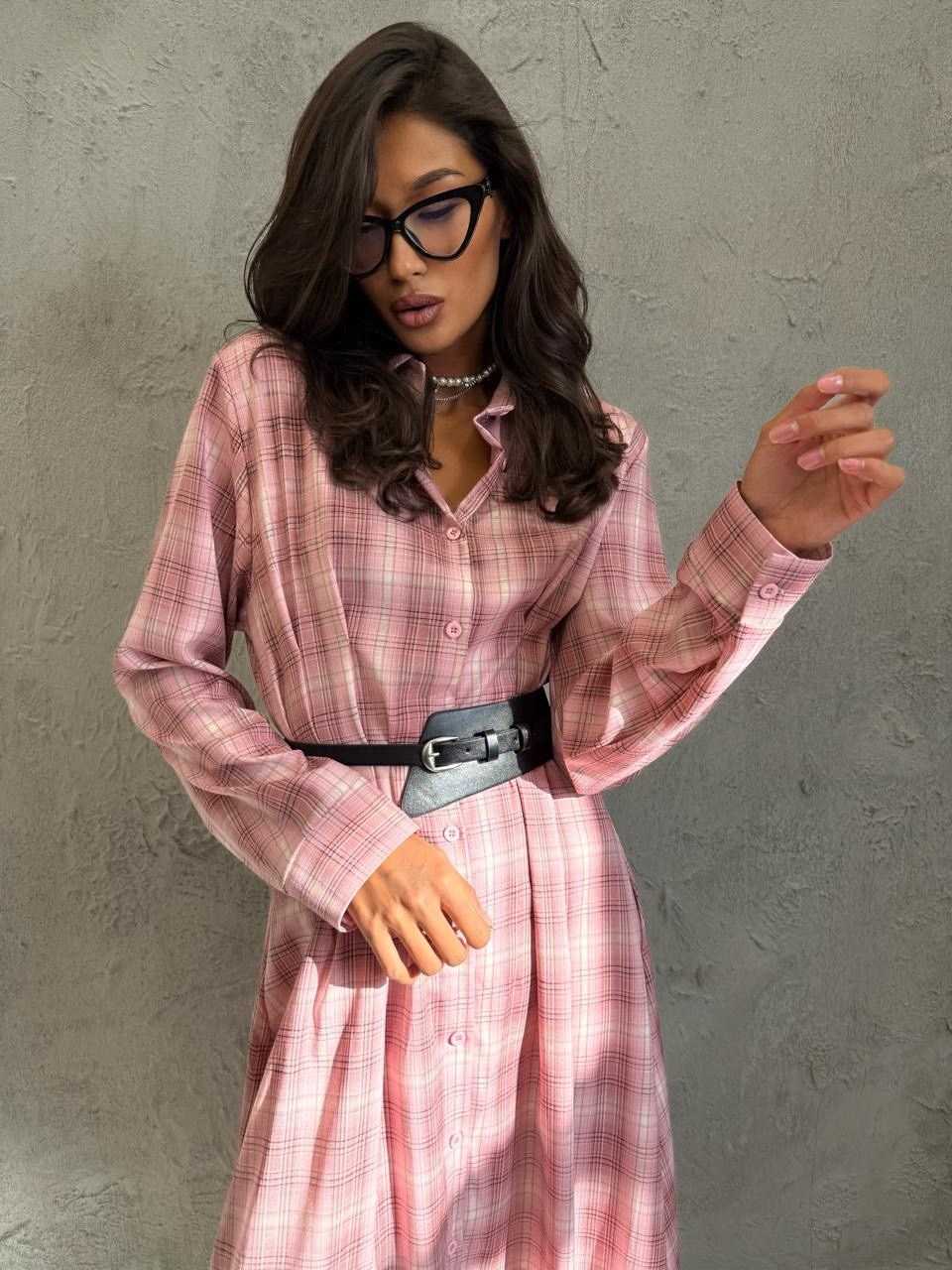 платье рубашка клетка,платья в клетку,платье рубашка в клетку красное,рубашка в клетку женская,платье миди в клетку тёплое платье-рубашка в клеточку красное