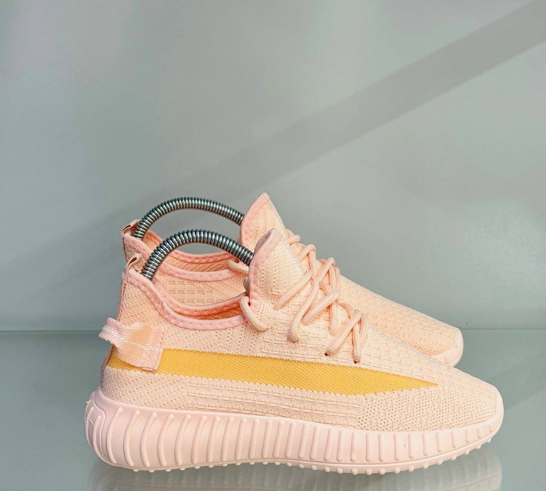 женские кроссовки,adidas yeezy boost 350 v 2,adidas yeezy boost 350 v2 cinder,adidas yeezy boost 350, кроссовки