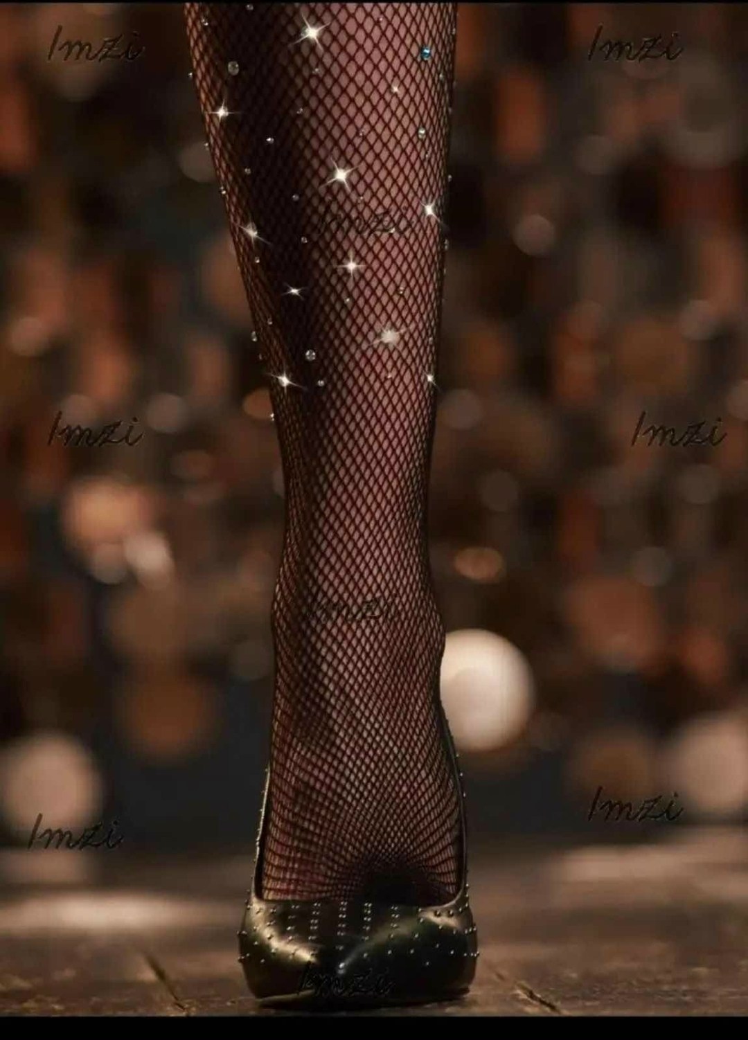 колготки со стразами,колготки в сетку со стразами,эротические капроновые колготки со стразами,чулки в сеточку со стразами и колготки в сеточку для женщин с белыми бриллиантами,колготки в сеточку со ст