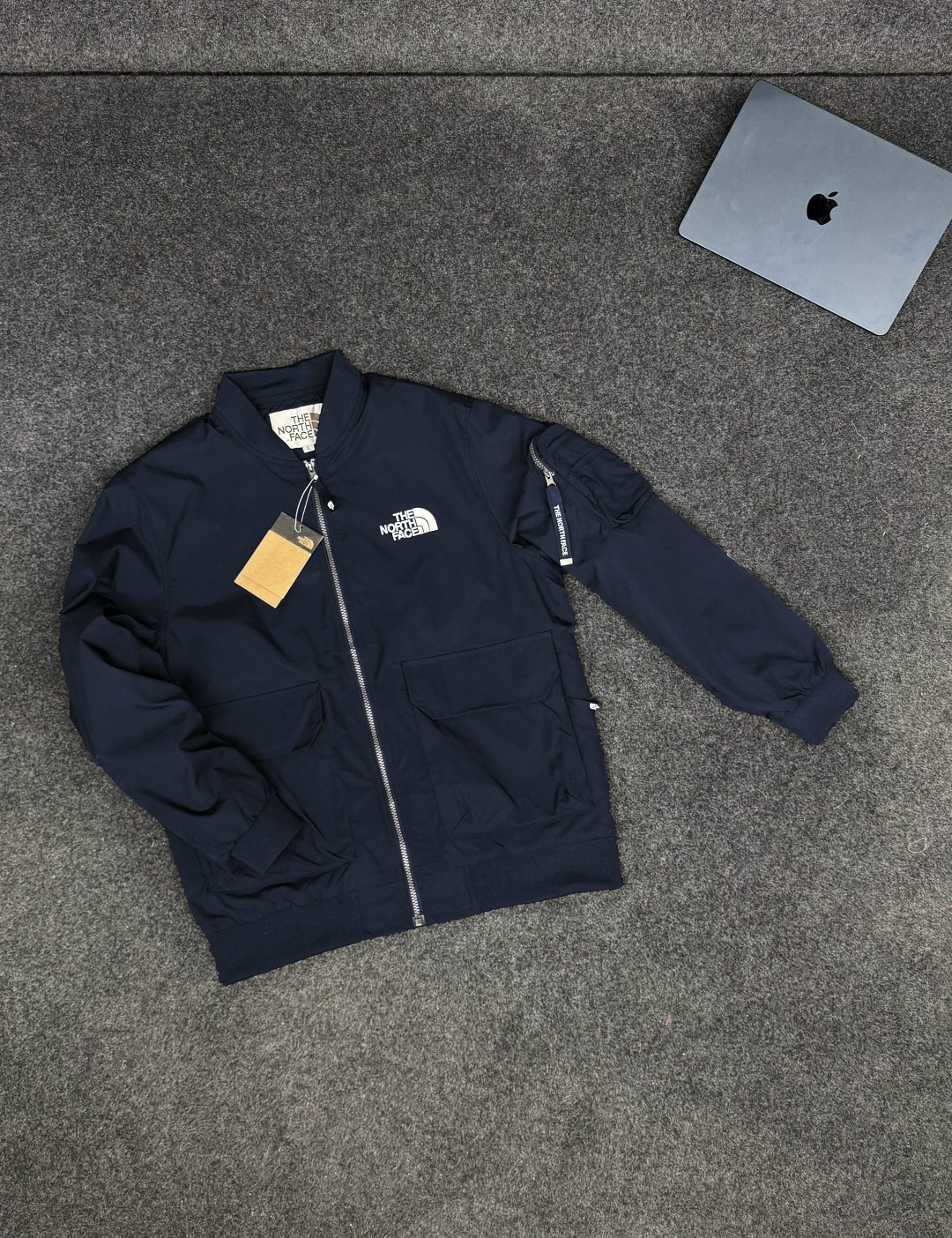 бомбер the north face,бомбер тнф,the north face мужская куртка,куртка бомбер,the north face куртка