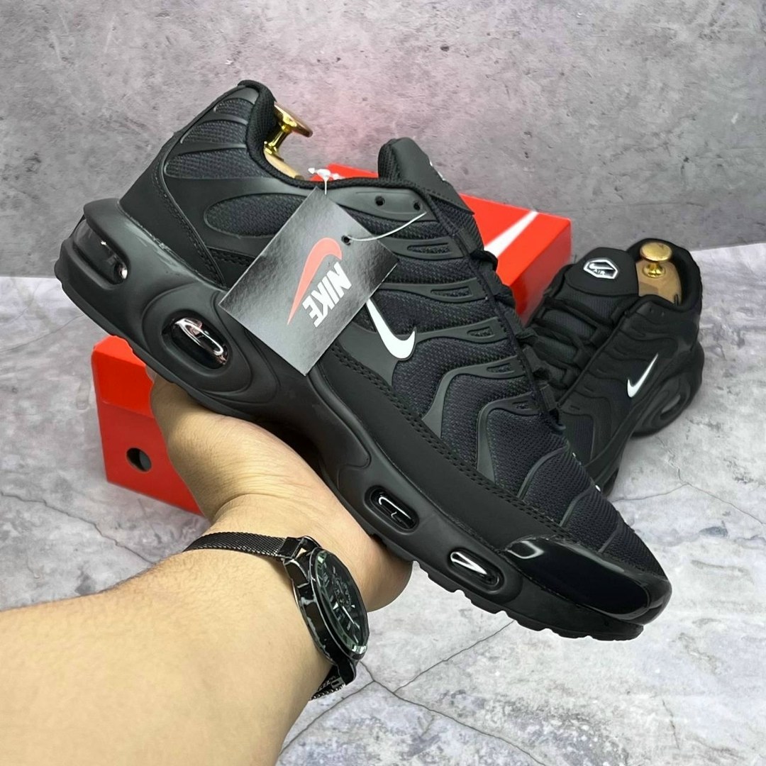кроссовки мужские nike air max tn plus,кроссовки nike air max tn plus,кроссовки мужские nike air max tn,кроссовки,nike tn air max plus black