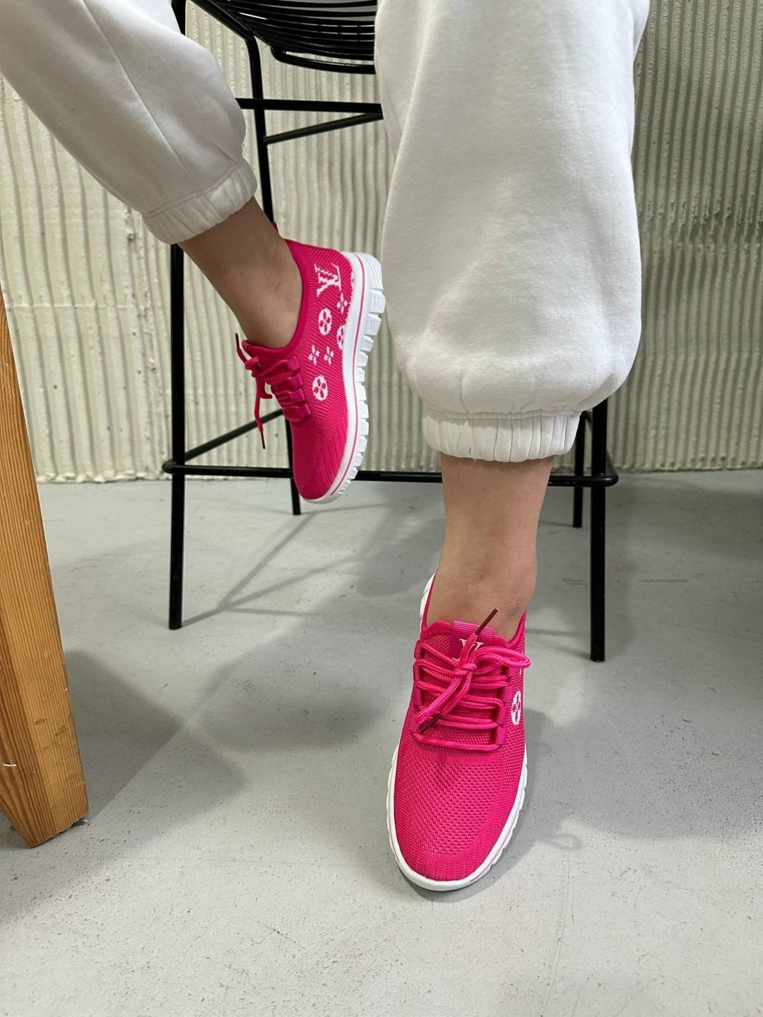 кроссовки женскиe,,розовые кроссовки,кроссовки для женщин, спортивная