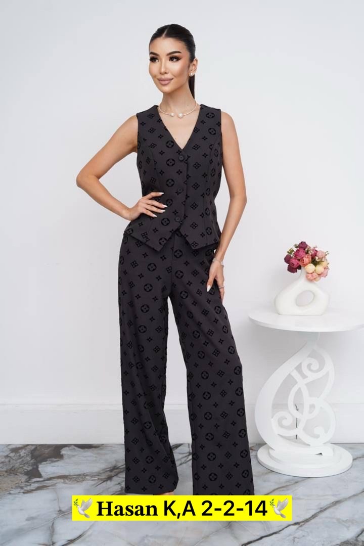 женские костюмы,женской одежды,женский жилет,жилет бежевый,классический жилет