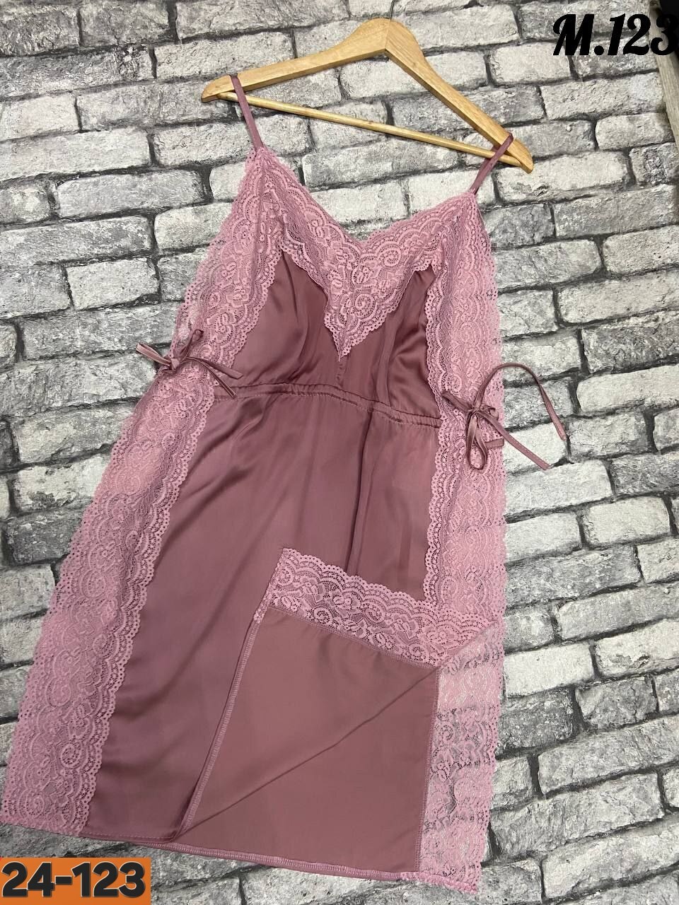 ночнушка женская,пеньюар женский,ночная сорочка женская,ночная сорочка,ночная сорочка черная шелковая с рукавом