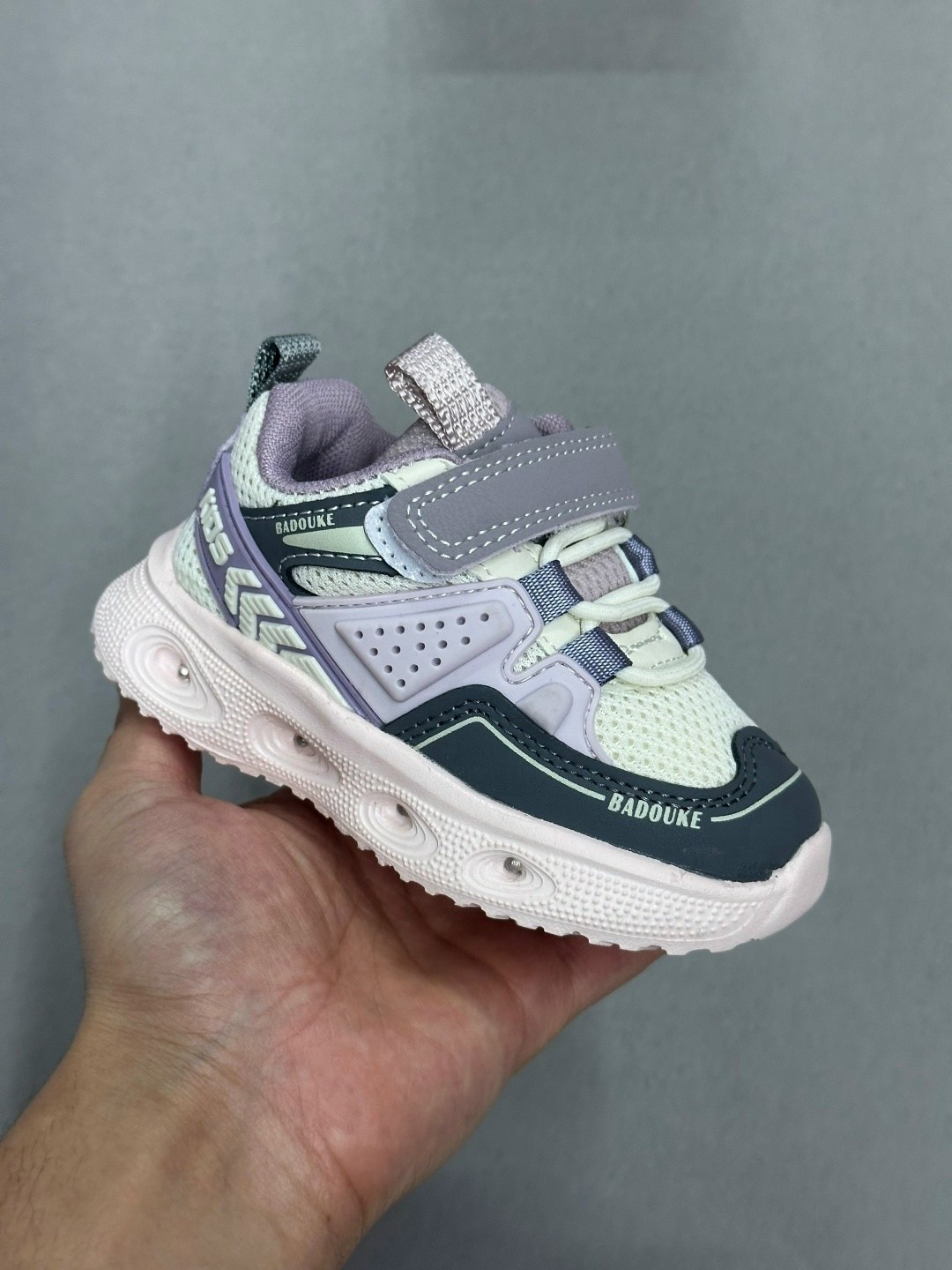 кроссовки,детские кроссовки,кроссовки мальчику,кроссовка детская,детская