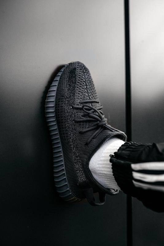 adidas yeezy boost 350 v 2,adidas yeezy boost,adidas yeezy 350 boost,adidas yeezy boost 350 v2 cinder,кроссовки adidas yeezy 350 boost