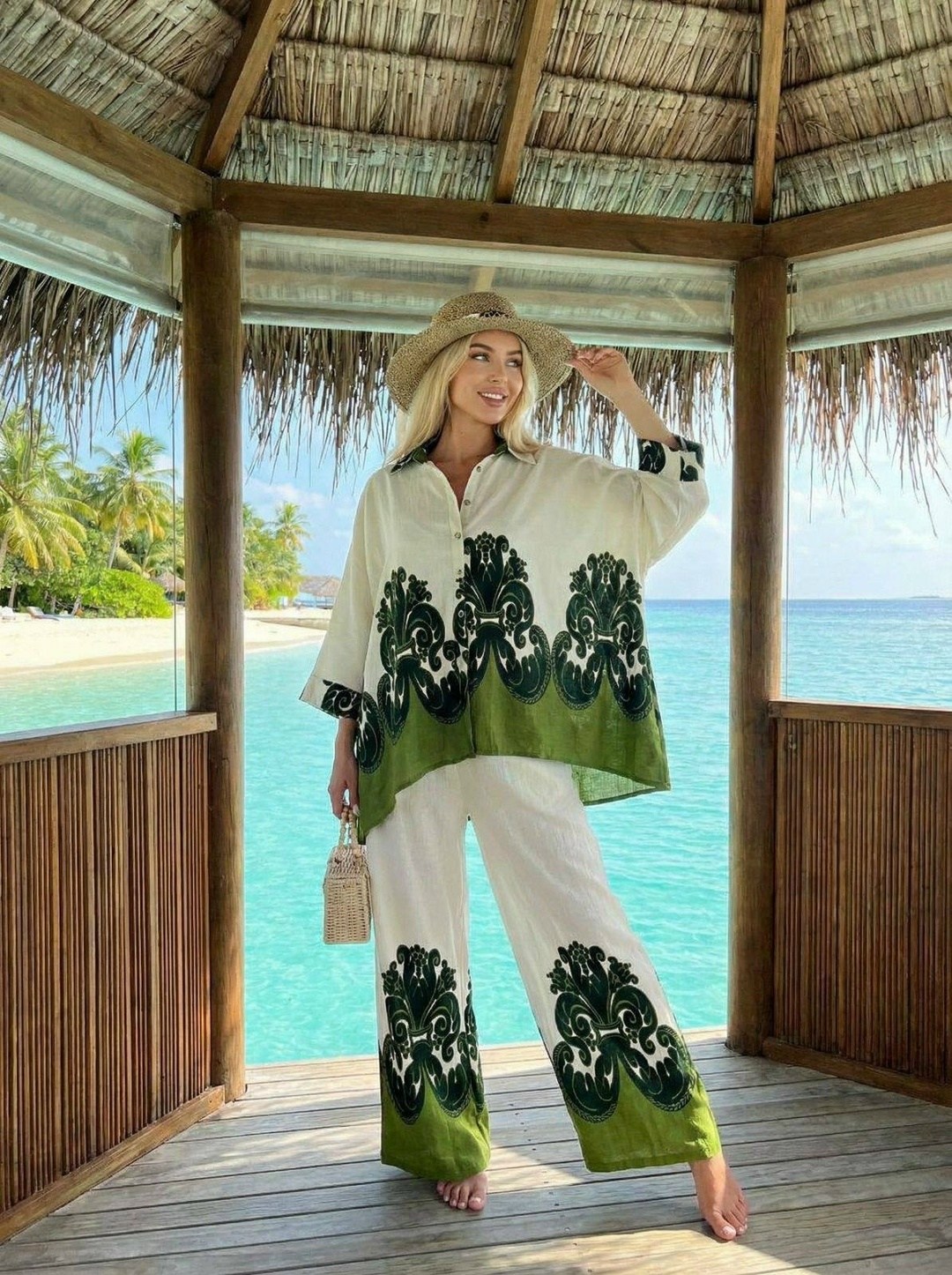 костюм с принтом,костюм женский,летние костюмы,пляжные наряды,пляжная одежда