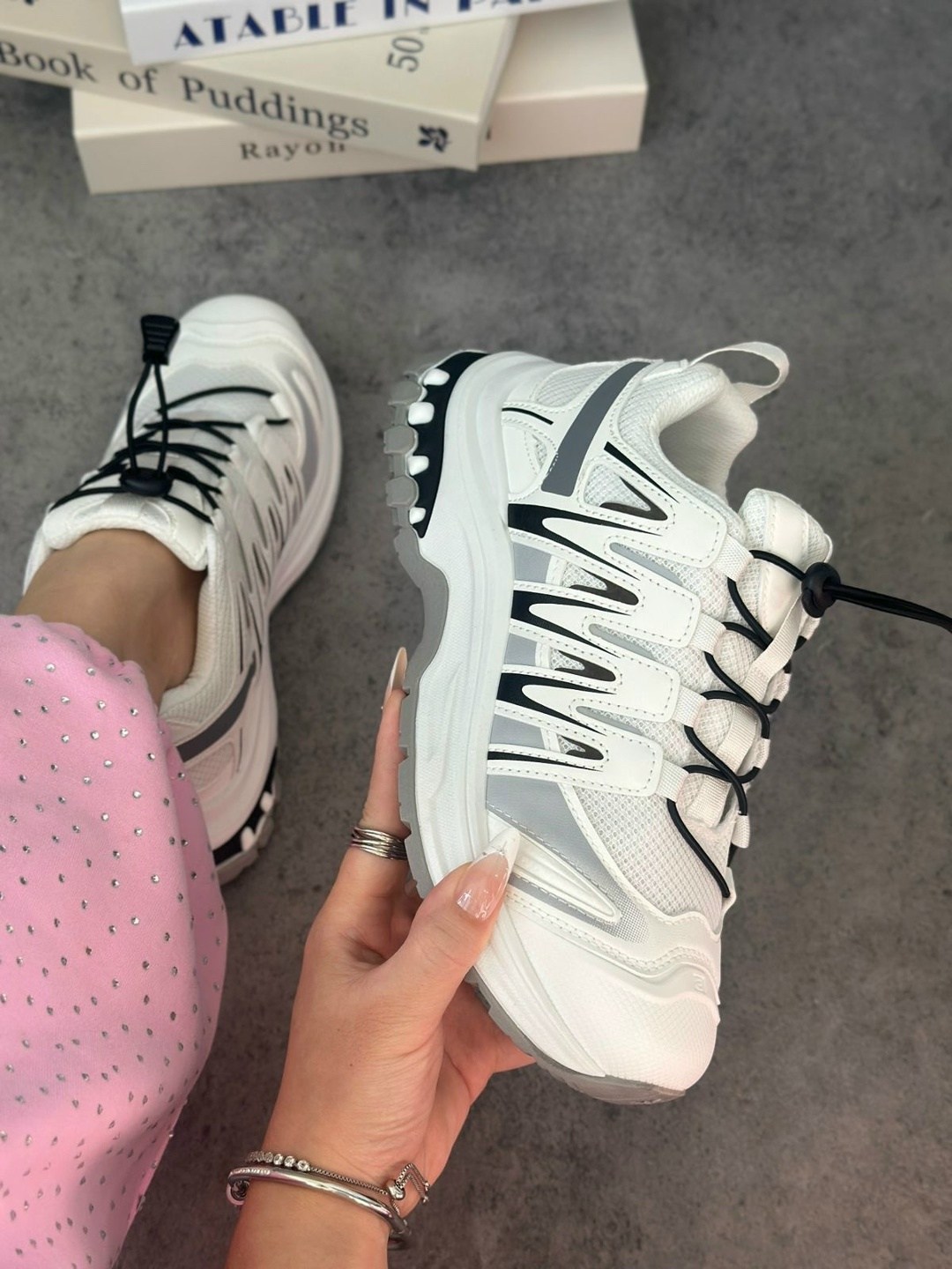 кроссовки женскиe,кроссовки,кроссовки женские белый,модные кроссовки,повседневные кроссовки