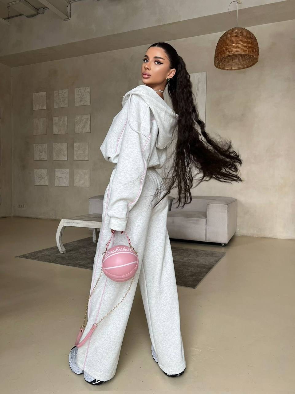 женский спортивный костюм,спортивный костюм,женский костюм,спортивный костюм модный,стильные женские костюмы