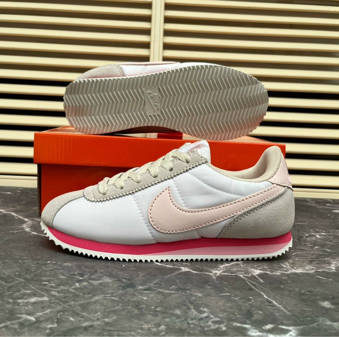 кроссовки nike classic cortez,nike wmns classic cortez leather,nike classic cortez,nike classic cortez leather,nike cortez wmns lady