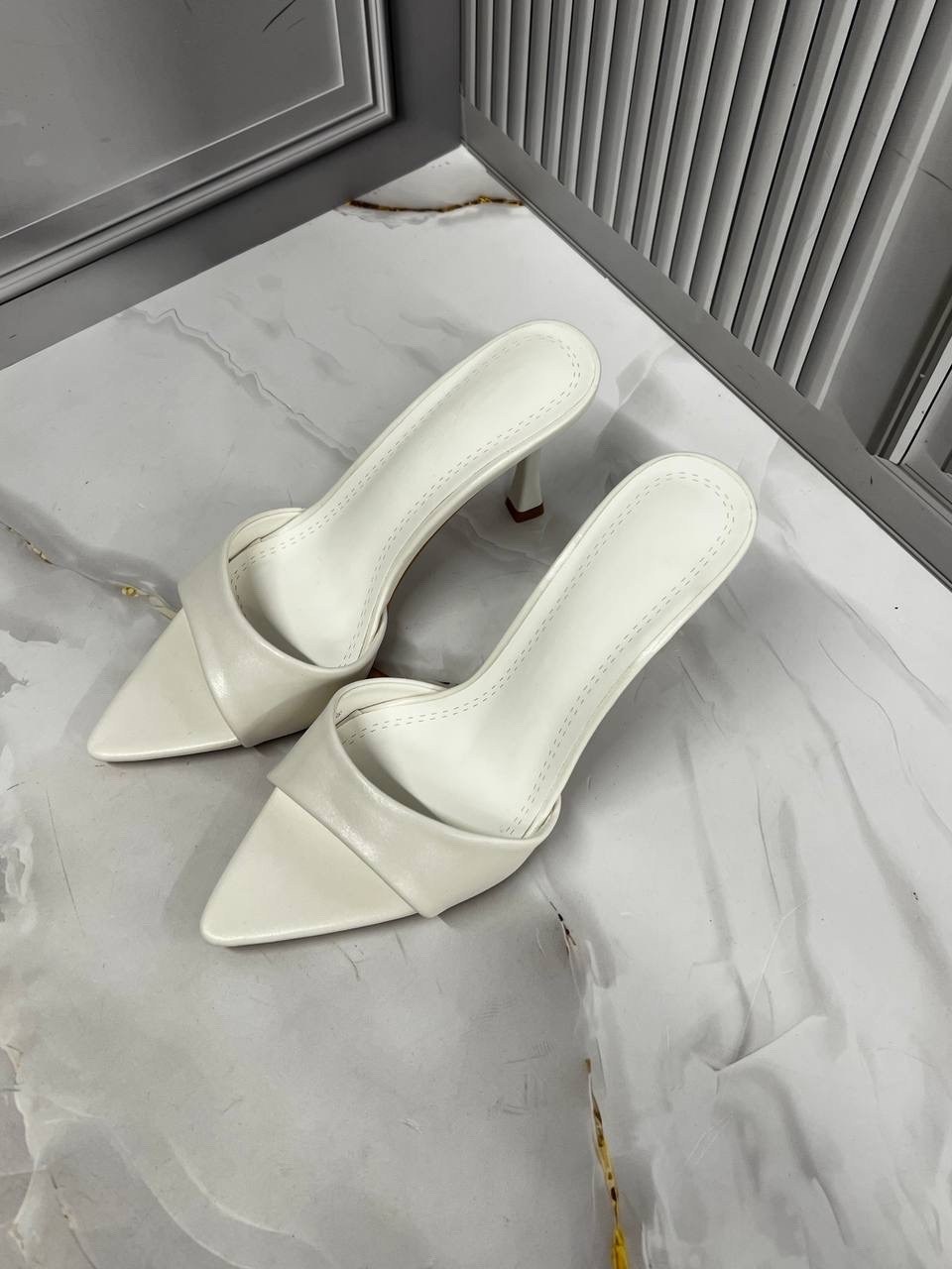 босоножки на каблуках,туфли босоножки,каблуки туфли,женская ,мюли на каблуке