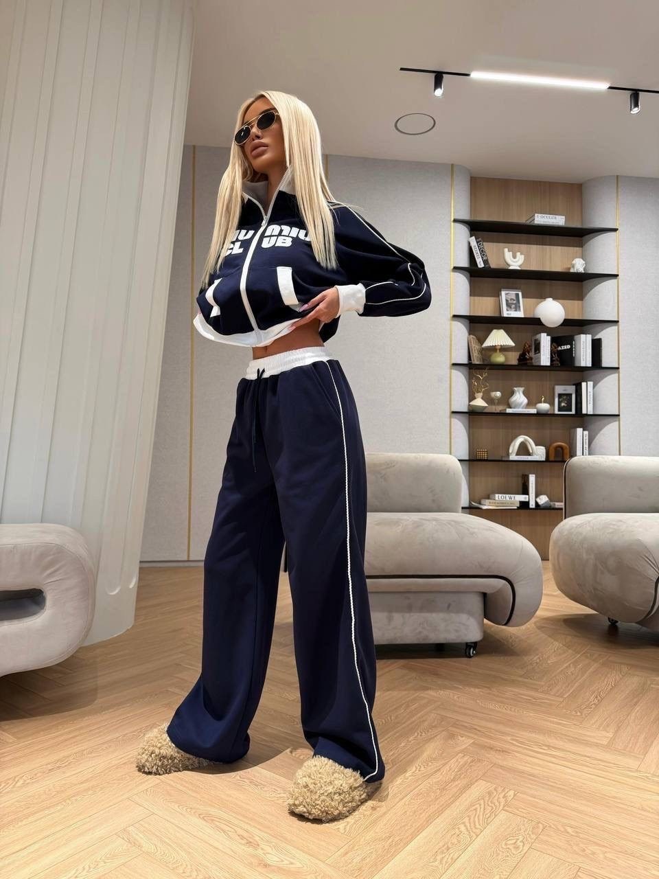 женский спортивный костюм,celine костюм женский,костюм спортивный,стильные костюмы,женский костюм