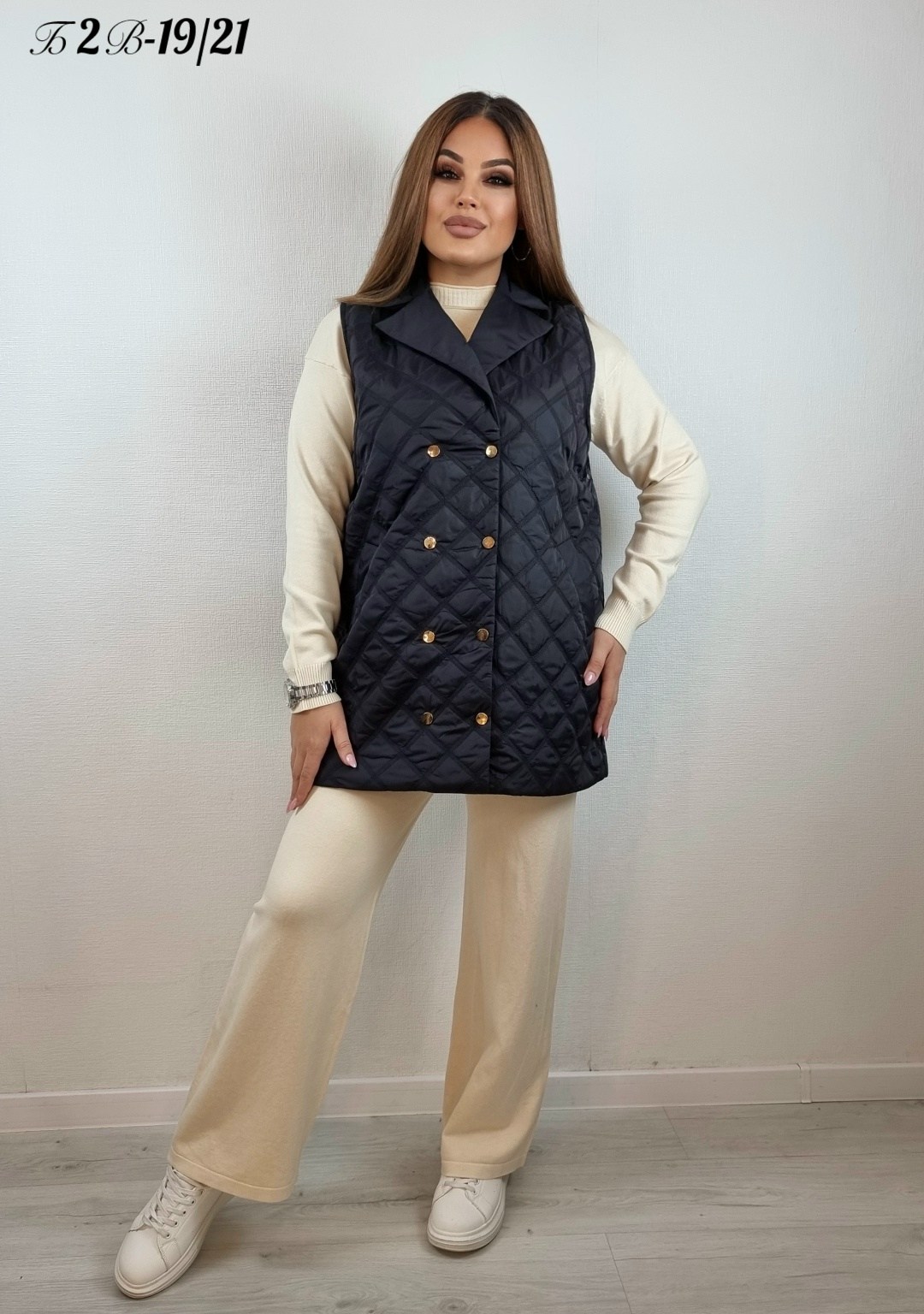 женская жилетка,жилет женский,жилет,удлиненные стеганые жилеты,жилет на синтепоне