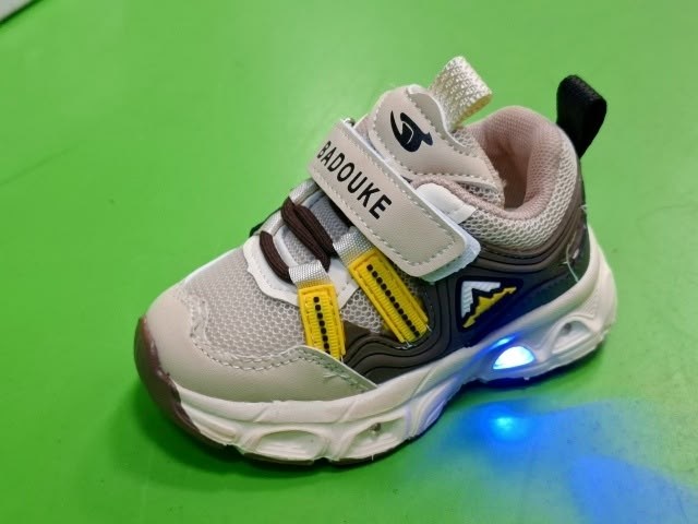 детские кроссовки,кроссовки,детская ,кроссовки мальчику,кроссовка детская