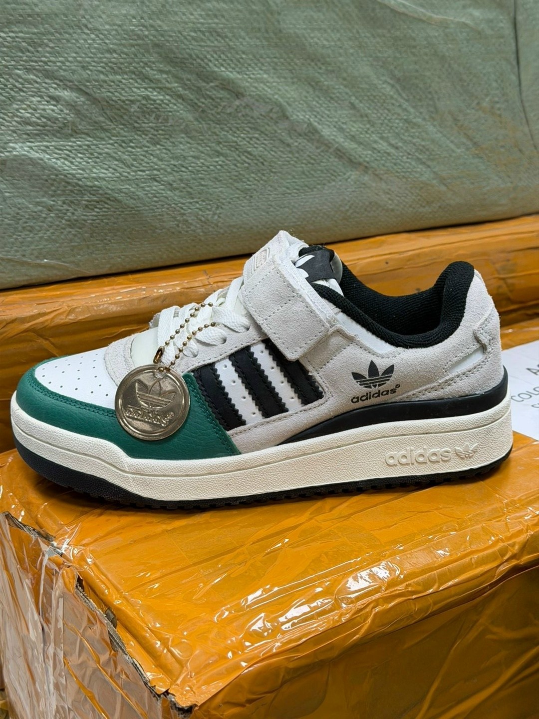 кроссовки adidas,кроссовки adidas original,adidas forum 84 low green,кроссовки мужские женские adidas,кроссовки adidas forum 84 low