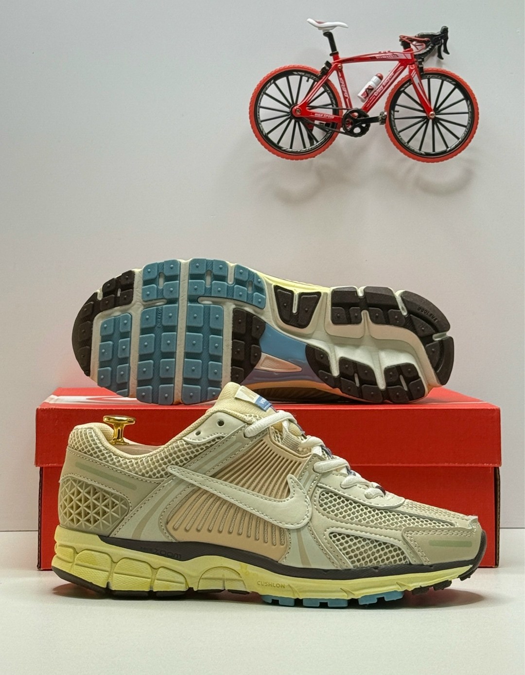 кроссовки nike zoom vomero 5,nike air zoom vomero 5,кроссовки nike air zoom vomero 5,женские кроссовки nike air zoom vomero 5,кроссовки nike air zoom vomero
