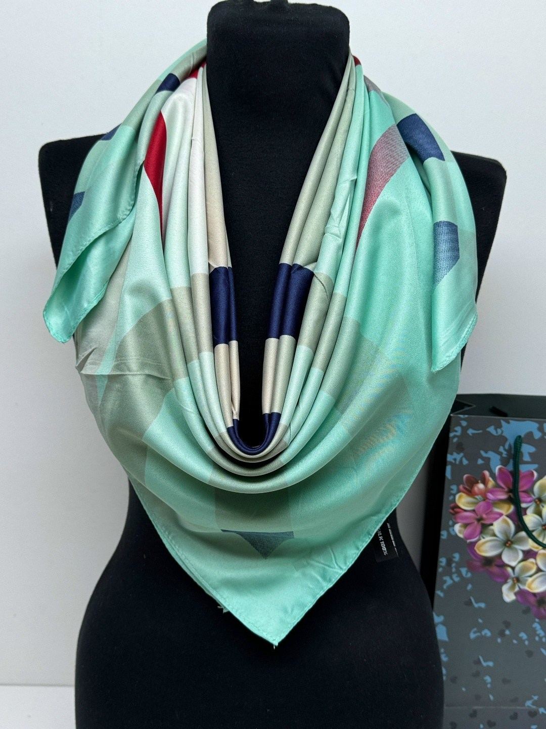 платки шелковые,платки шарф,платки тонки,женские платки,платки тонкие женские