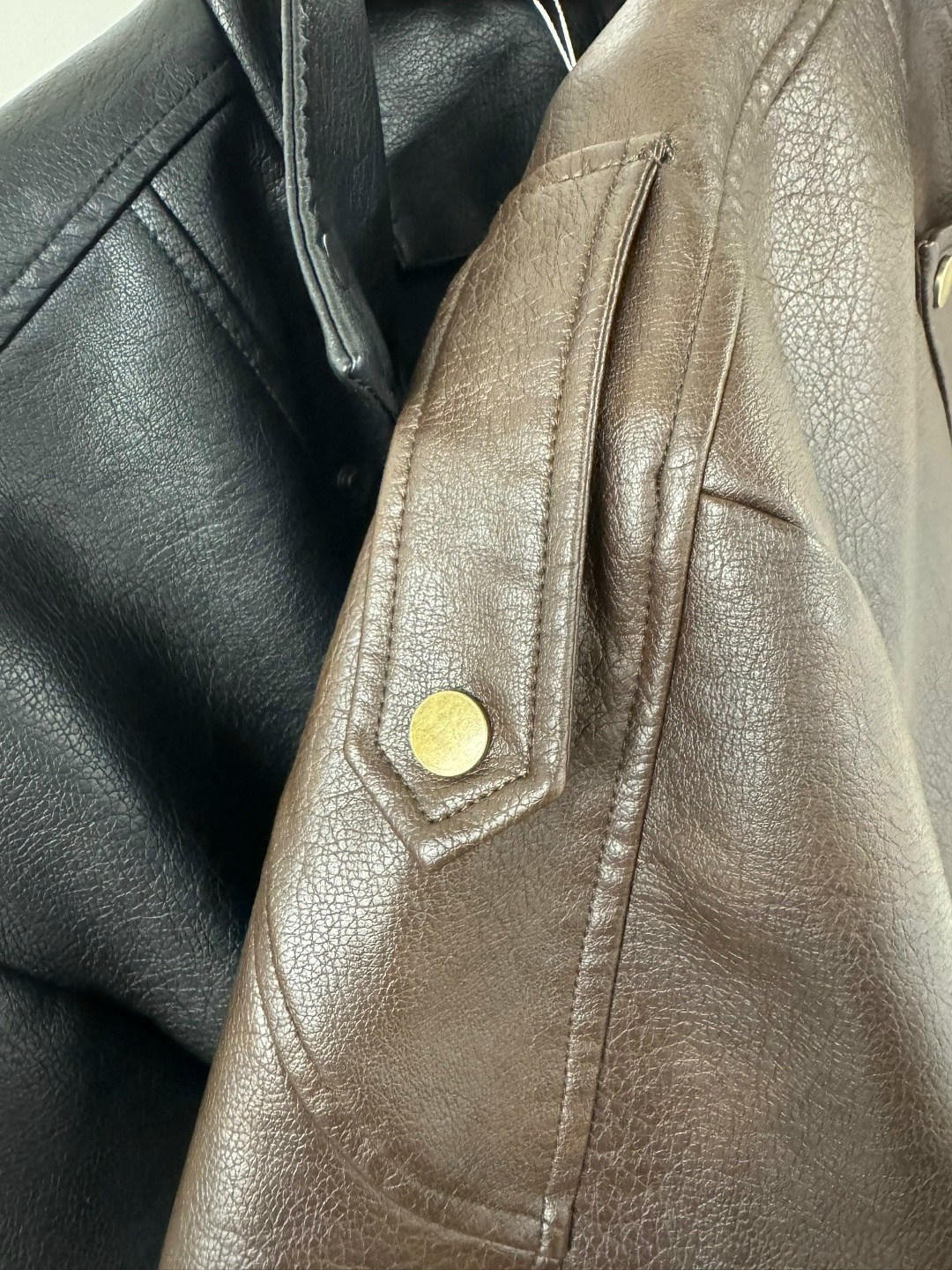 кожаная куртка,кожаная куртка yves saint laurent,женская кожаная куртка,кожаная куртка saint laurent,кожаная куртка sandro