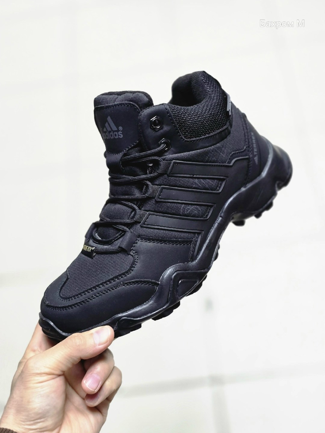 зимние ботинки adidas climaproof высокие,кроссовки зимние adidas,ботинки зимние теплые adidas terrex winter,кроссовки adidas terrex black зимние из кожи,зимние кроссовки adidas terrex