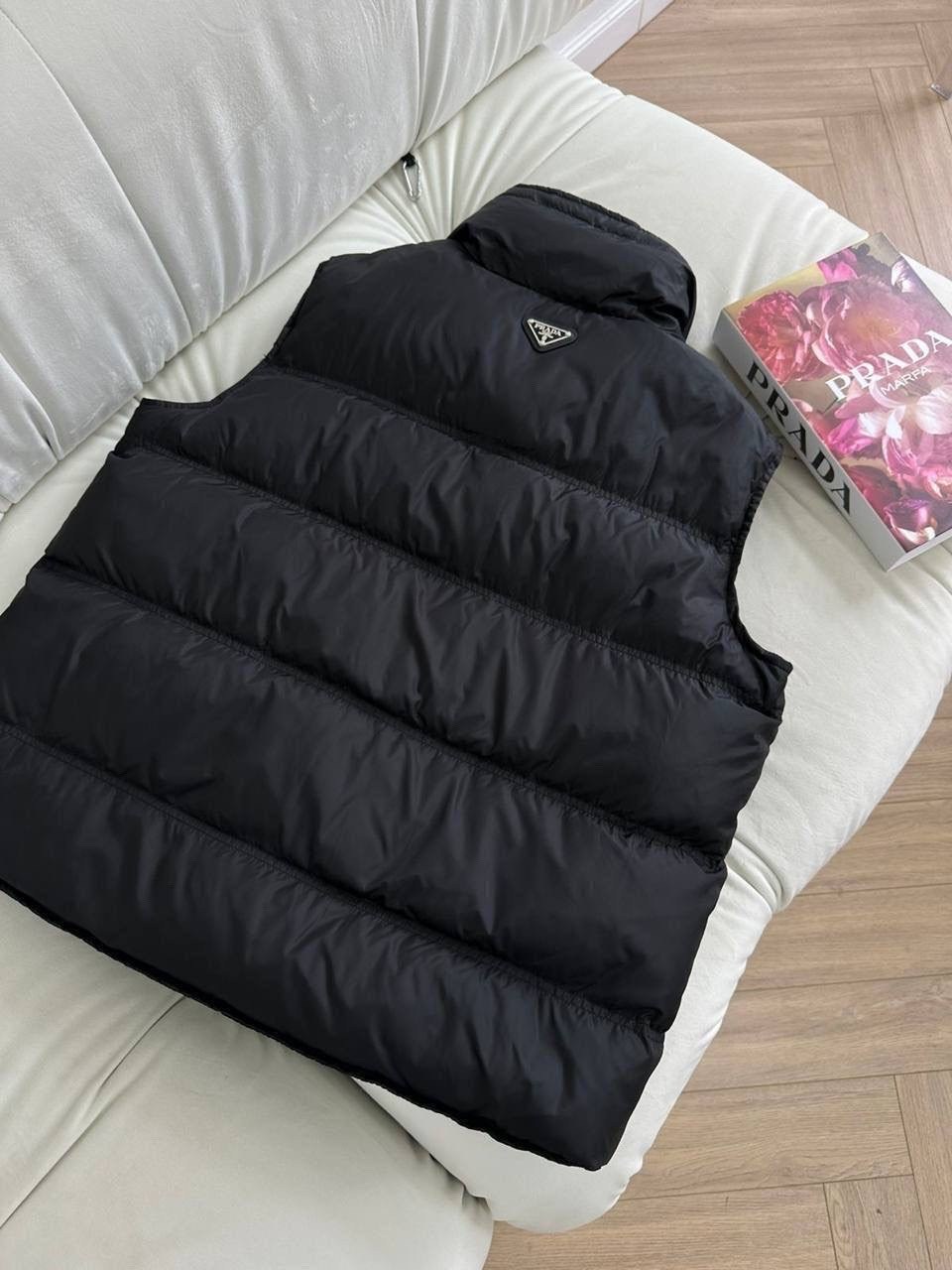 жилетка прада,стильная жилетка,женская жилетка,жилет женский черный,женский жилет prada