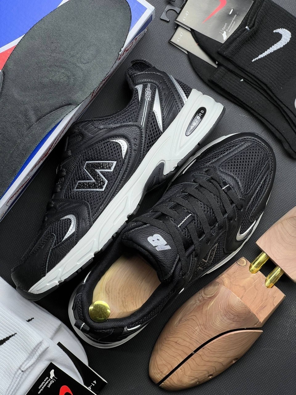 кроссовки,мужские кроссовки для бега,new balance 990 v5 black,беговые кроссовки,спортивная