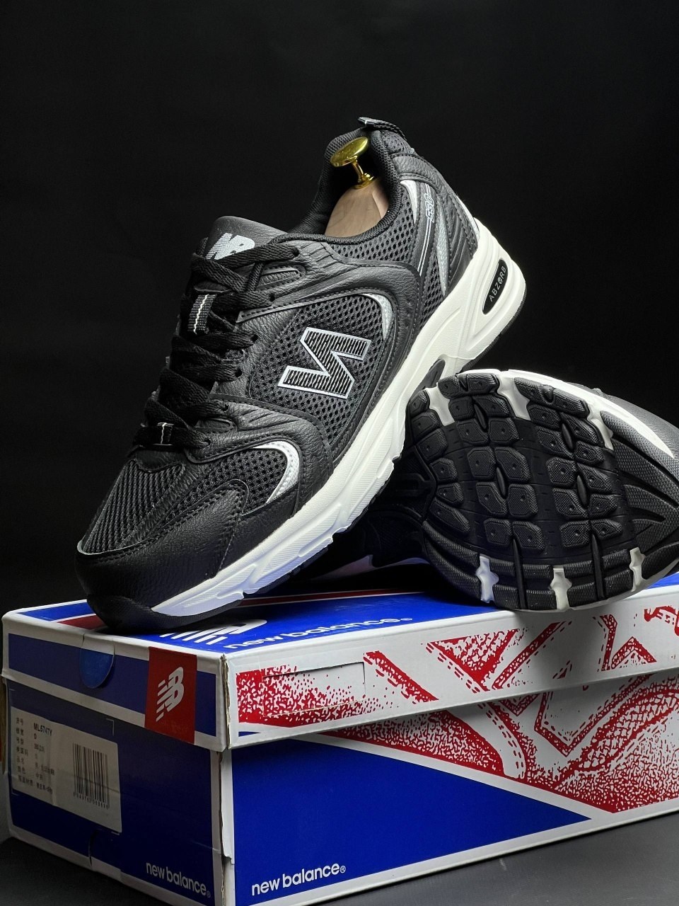 кроссовки,мужские кроссовки для бега,new balance 990 v5 black,беговые кроссовки,спортивная