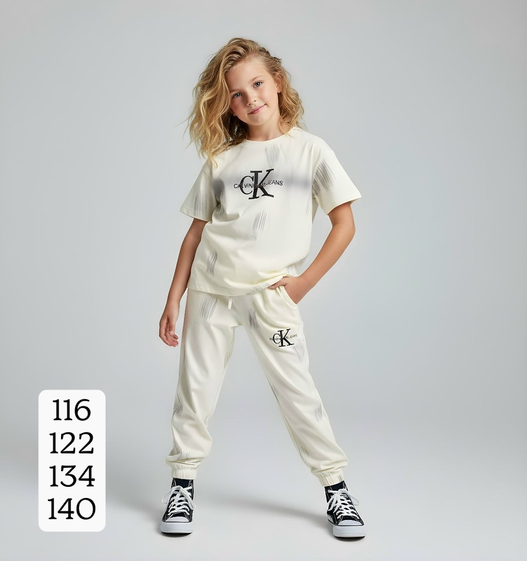 костюм комплекты,одежда для мальчика,брюки для мальчика,брюки для детей,футболки для детей