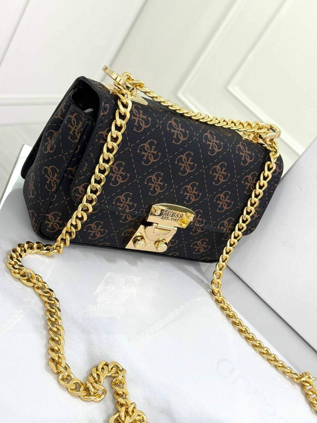 guess сумка на плечо,guess сумка кросс боди,сумка guess,сумка guess сумка guess,cумка женская guess