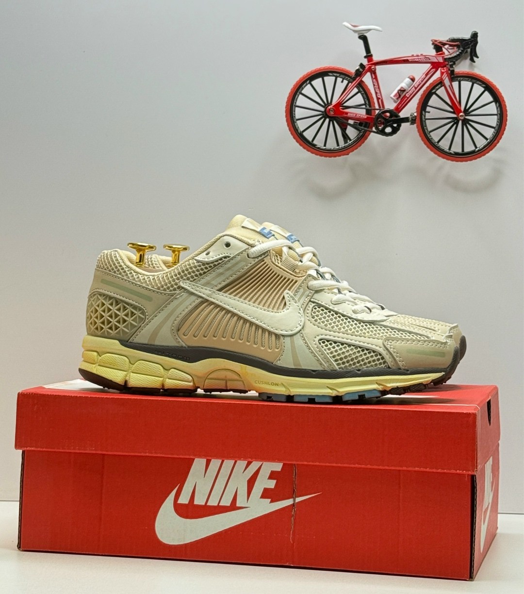 кроссовки nike zoom vomero 5,nike air zoom vomero 5,кроссовки nike air zoom vomero 5,женские кроссовки nike air zoom vomero 5,кроссовки nike air zoom vomero