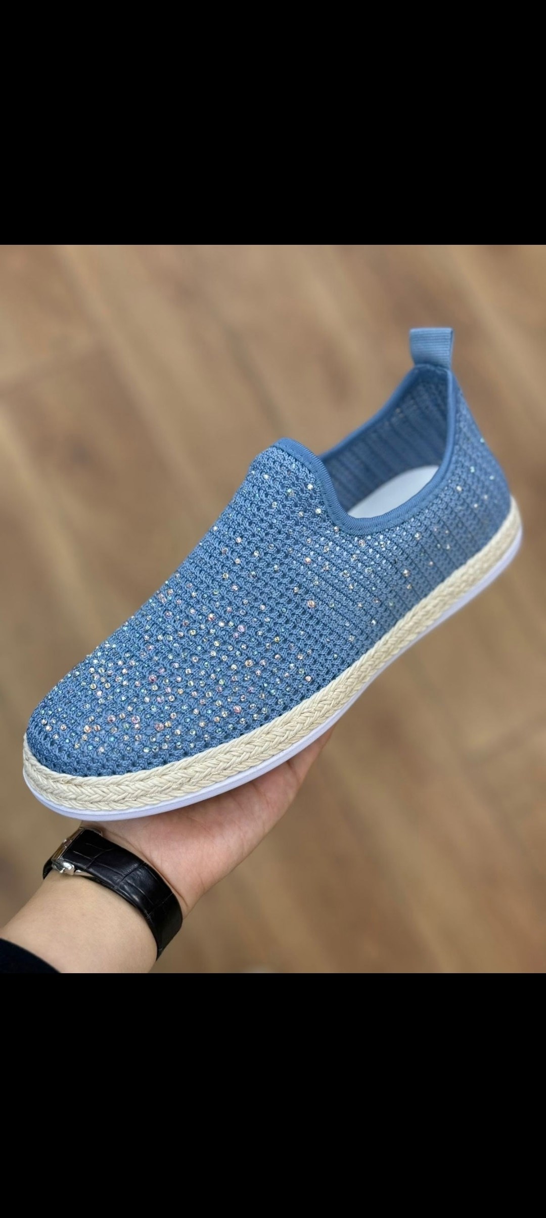 ,шлёпанцы женские,женские сандалии,сандалии модные,модные шлепанцы