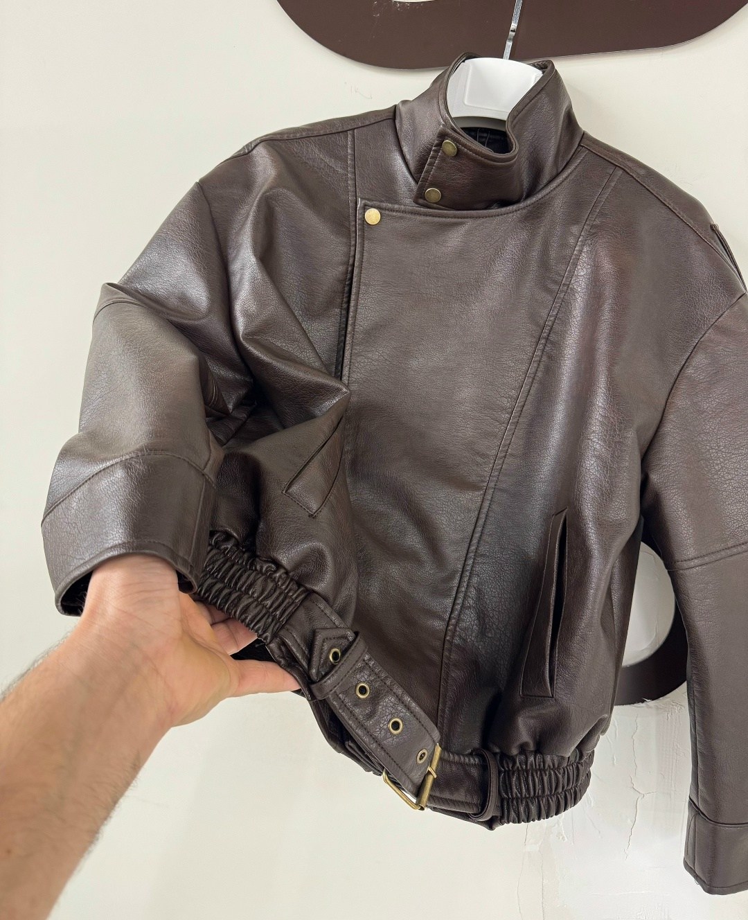 кожаная куртка,кожаная куртка yves saint laurent,женская кожаная куртка,кожаная куртка saint laurent,кожаная куртка sandro