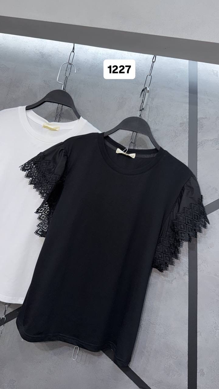 футболка с кружевами,футболка с кружевом,футболка кружевная,украшение футболки кружевом,футболка с кружевными вставками