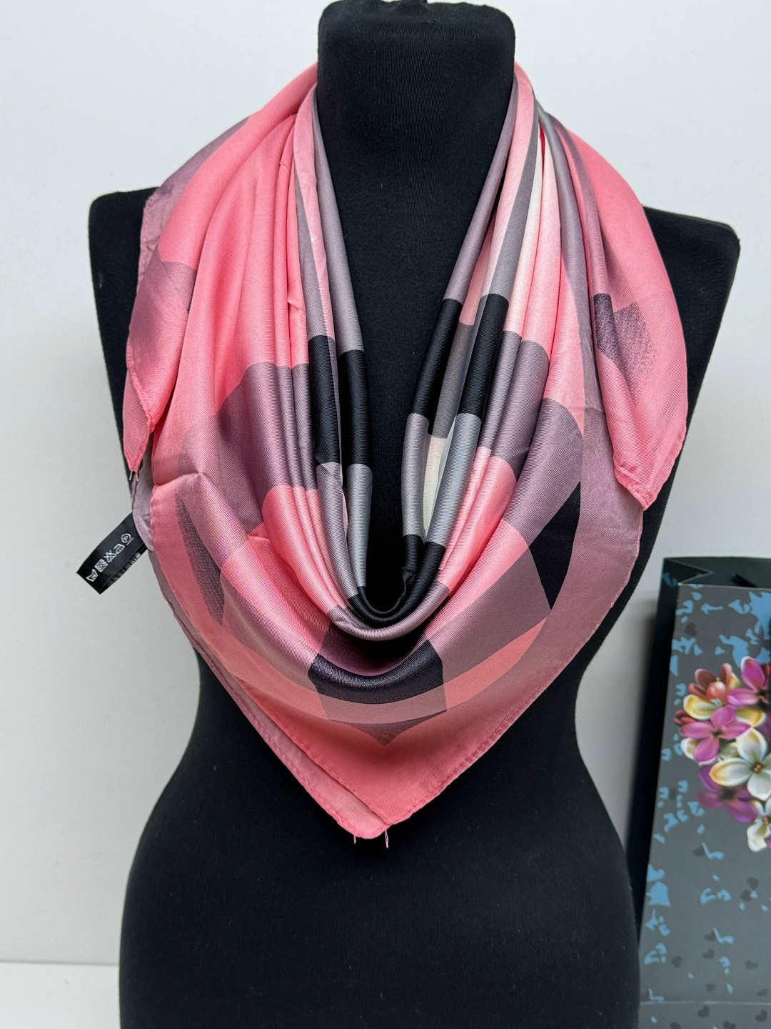 платки шелковые,платки шарф,платки тонки,женские платки,платки тонкие женские