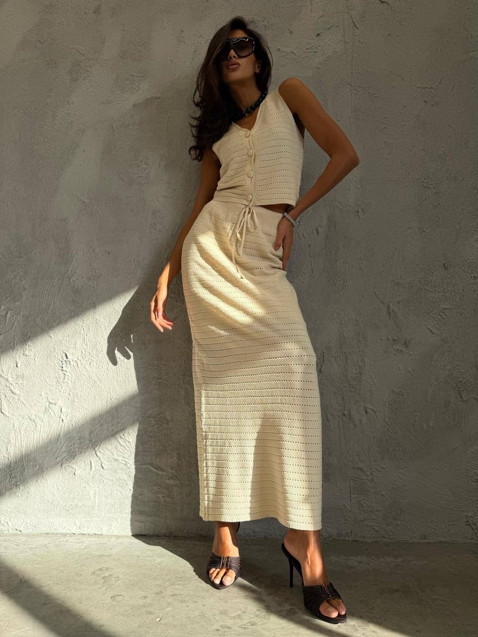 вязаные жилеты,женские кофты,кофта трикотаж,жилет трикотажный,трикотажные костюмы