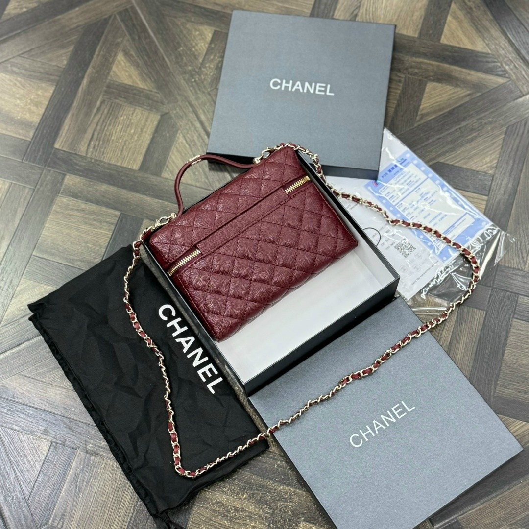 сумка chanel,сумка женская chanel,сумочка chanel,кожаная сумка chanel бордовая,кожаная бордовая сумка chanel top handle