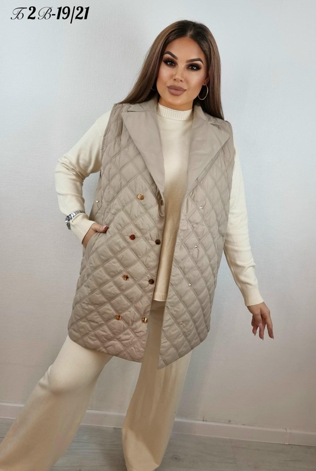 женская жилетка,жилет женский,жилет,удлиненные стеганые жилеты,жилет на синтепоне