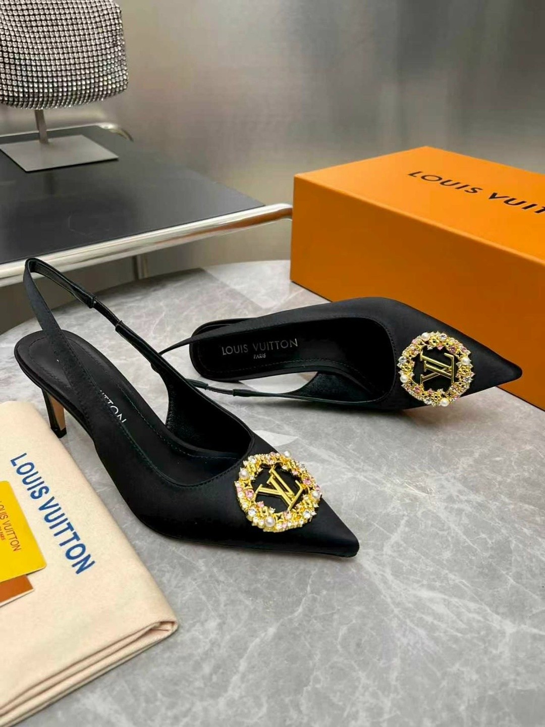 ,женские туфли,туфли лодочки женские,туфли saint laurent,маноло бланик босоножки