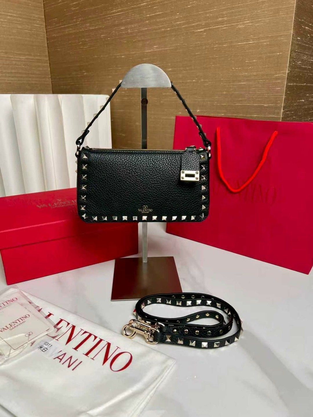 сумки valentino,модная сумка,сумка,сумки женская,сумки на плечо кросс боди