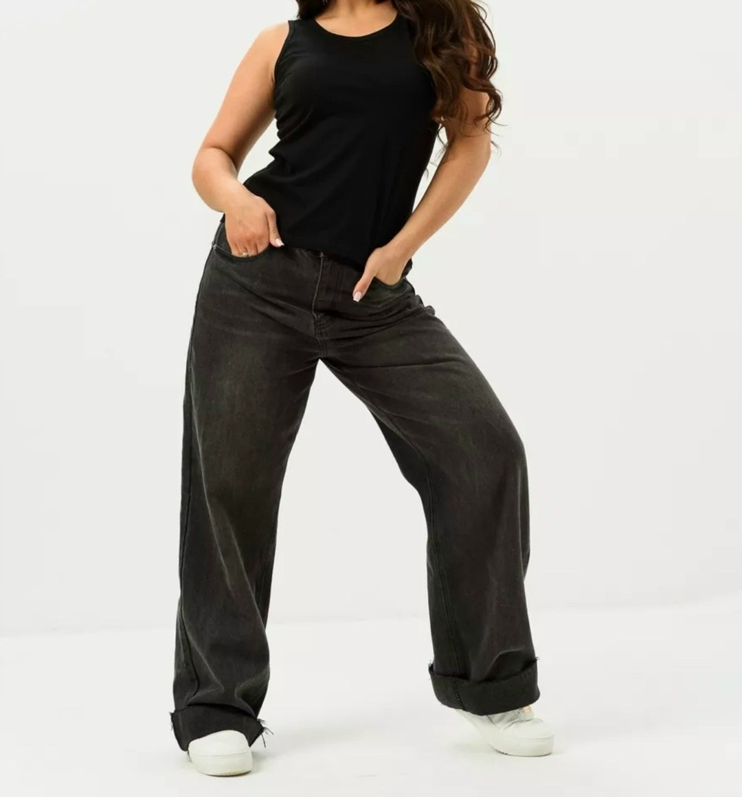 майка женская,брюки бриджи,джинсы широкие,джинсы широкие женские,женские джинсы