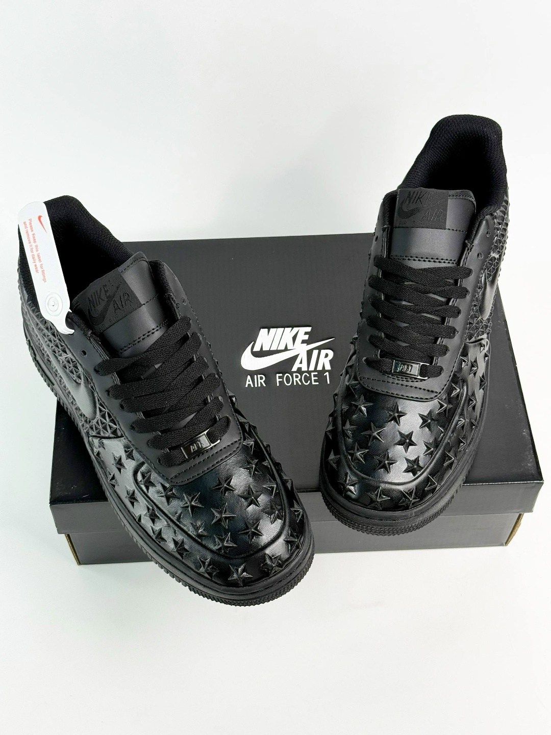 nike air force 1 lv8 vt stars black,nike air force 1 low independence day black,nike air force 1 black star,nike air force 1 lv8 vt stars black sneaker,nike air force 1 lv8 vt black