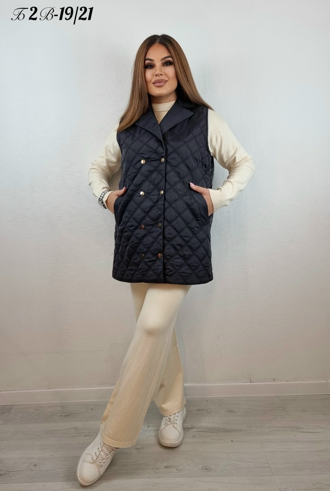 женская жилетка,жилет женский,жилет,удлиненные стеганые жилеты,жилет на синтепоне